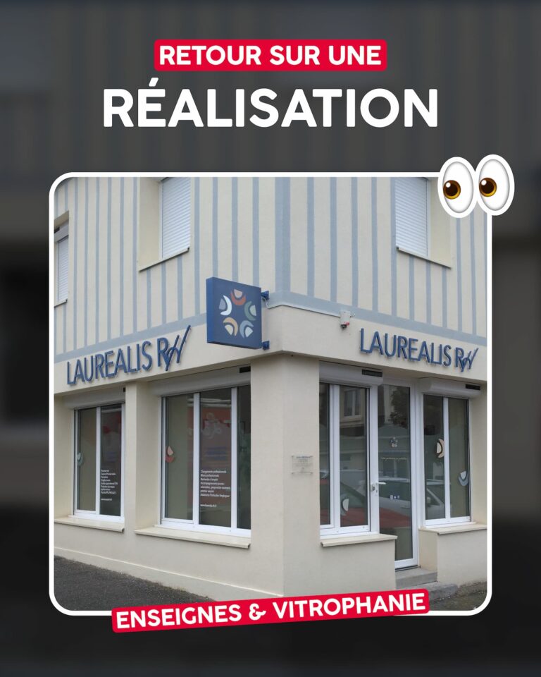 Enseigne non lumineuse + drapeau